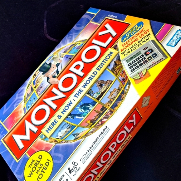 MONOPOLY HERE&NOW:THE WORLD EDITION - Picture 1 of 16